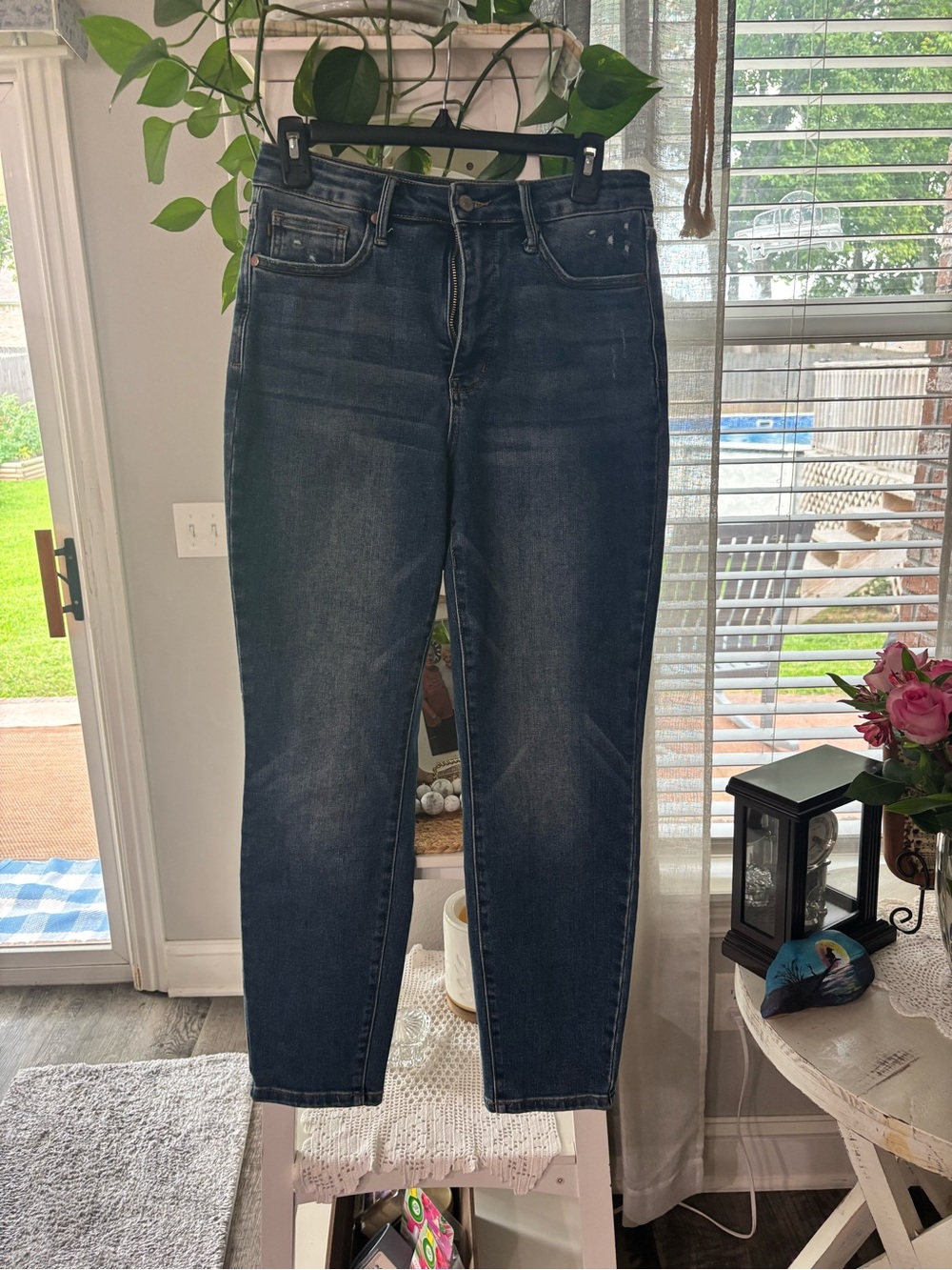 Judy Blue Dark Wash Mid-Rise Straight Leg Jeans